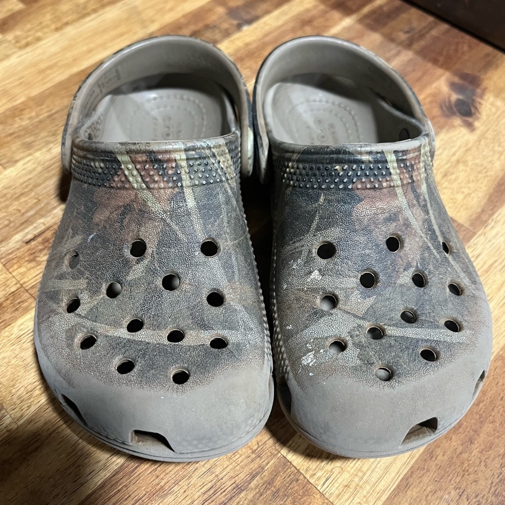 Kids Clog Shoes in Camo Brown - Lightweight Comfort